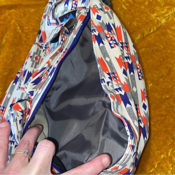 KAVU Rope Sling Bag Tribal Geometric Print Crossbody Backpack main image 7